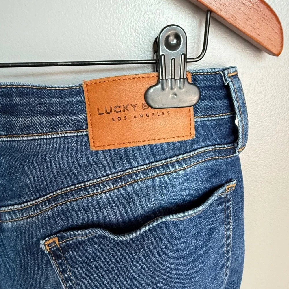 Lucky Brand Mid Rise Sweet Straight Leg Jeans Women's 27x32 Dark Wash Denim - Picture 5 of 9